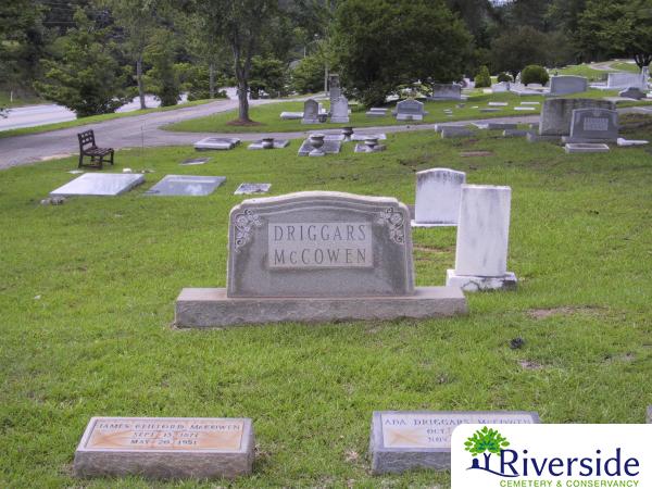 Family Monument Photo