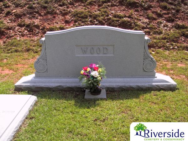 Family Monument Photo