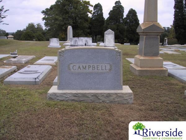 Family Monument Photo