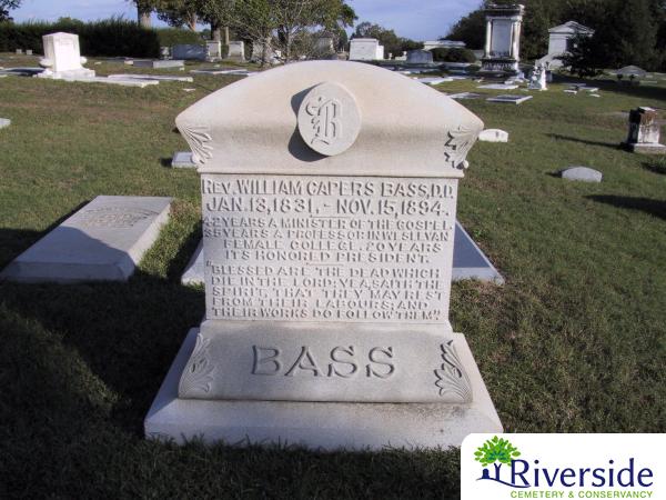 Family Monument Photo
