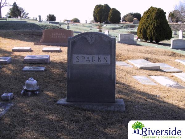 Family Monument Photo