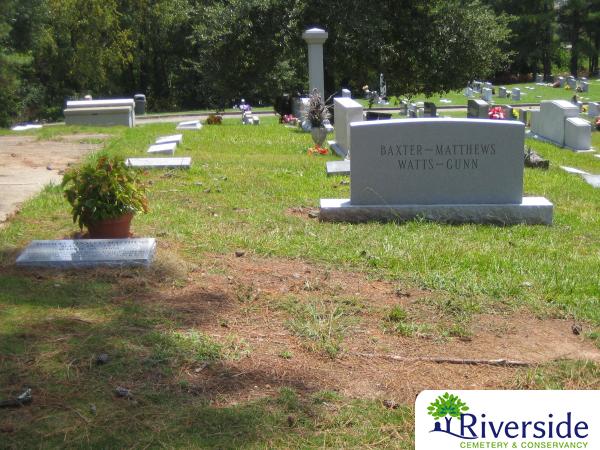 Family Monument Photo