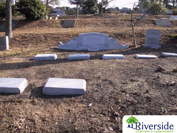 Family Monument Photo