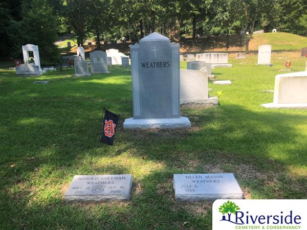 Family Monument Photo