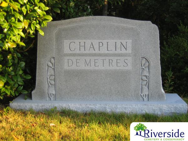 Family Monument Photo