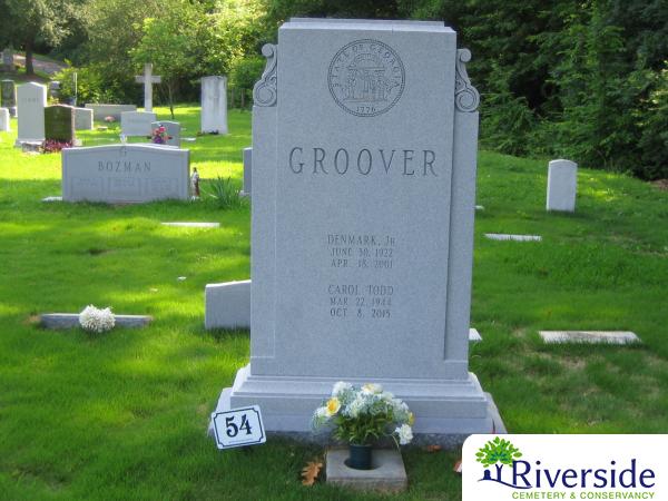 Family Monument Photo
