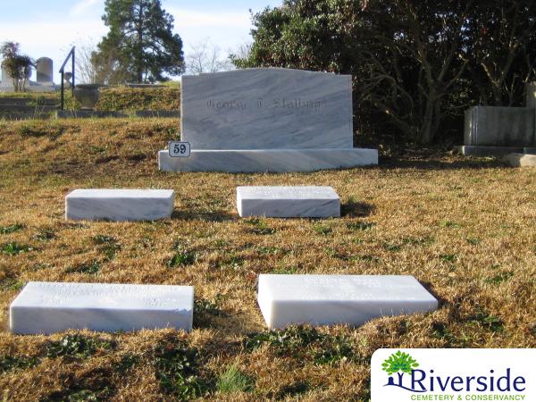 Family Monument Photo