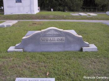 Family Monument Photo