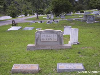 Family Monument Photo