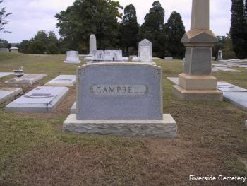Family Monument Photo