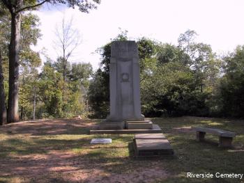 Family Monument Photo