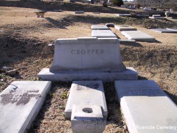 Family Monument Photo