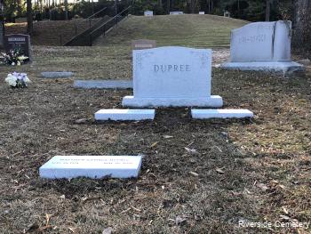 Family Monument Photo