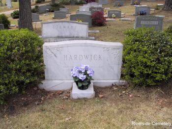 Family Monument Photo