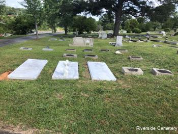 Family Monument Photo