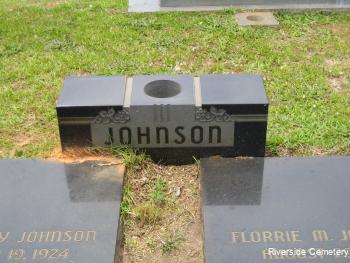 Family Monument Photo