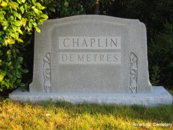 Family Monument Photo